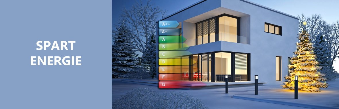 selbstklebende isolierfolie auf fenstern im einfamilienhaus